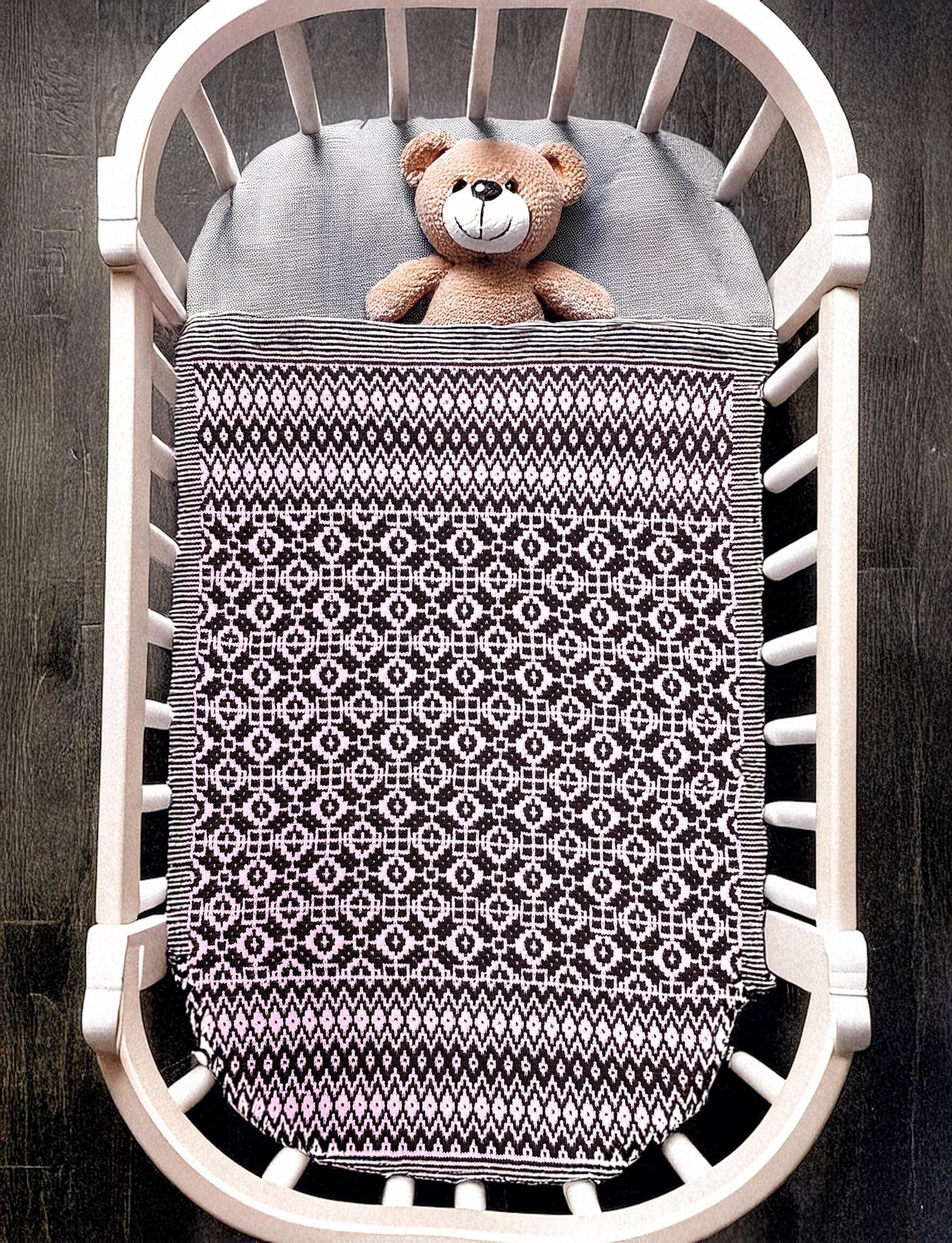 Purple Dreams BREIEN (The Last Day With Overlay Crochet) (Garenpakket)