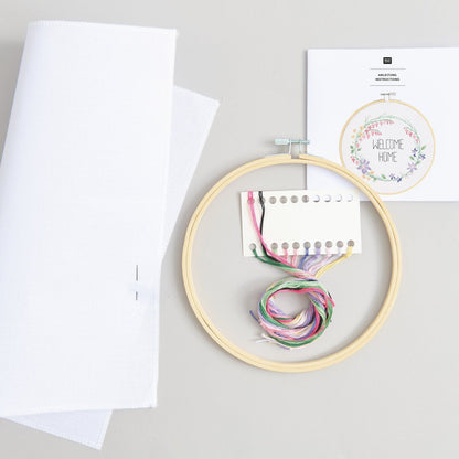 Borduurpakket geteld kruissteek bloemenkrans 20 cm