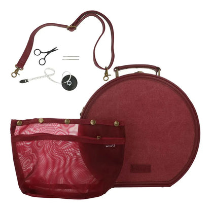 Della Q Hat box Maroon