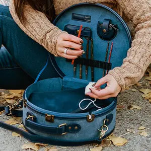 Della Q Hat box Indigo
