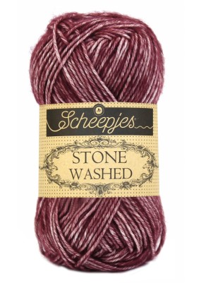 Scheepjes Stone Washed Garnet (810)