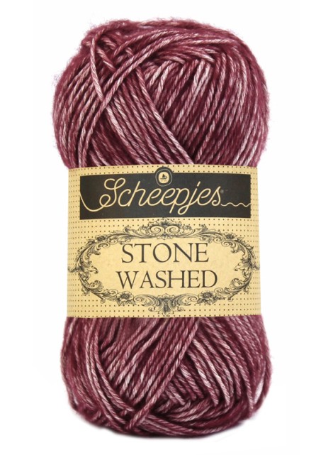 Scheepjes Stone Washed Garnet (810)